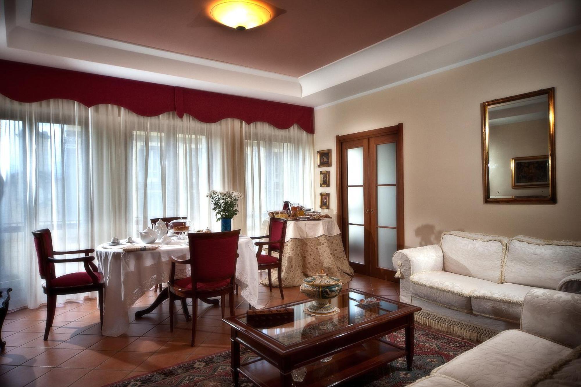 Napoli Porta Di Mare Bed & Breakfast Екстериор снимка