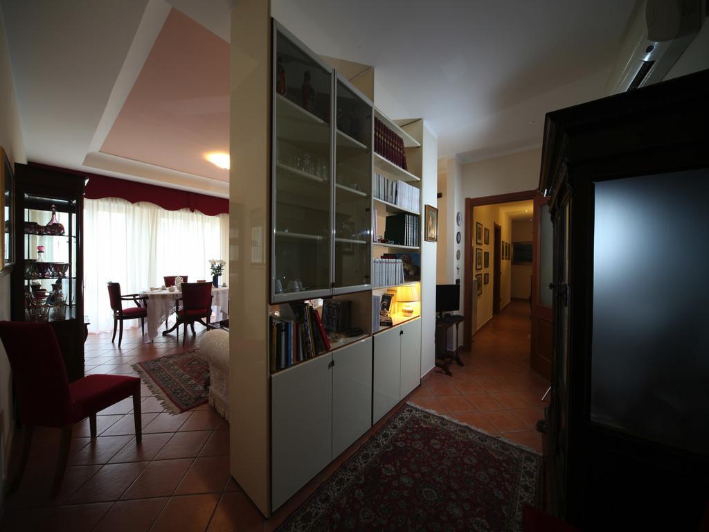 Napoli Porta Di Mare Bed & Breakfast Екстериор снимка