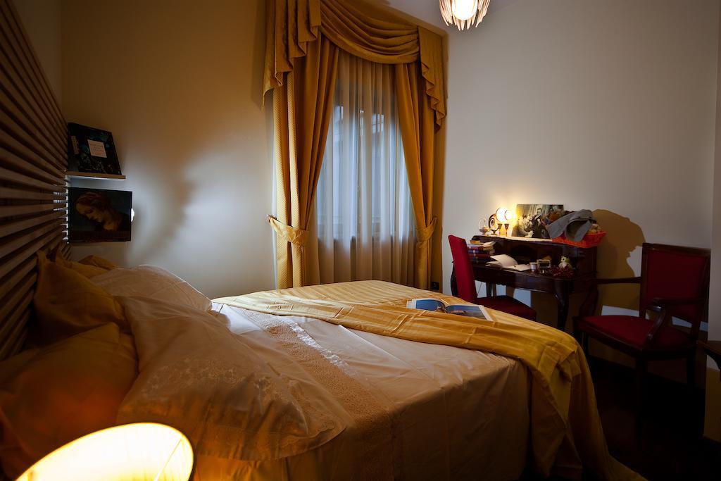 Napoli Porta Di Mare Bed & Breakfast Екстериор снимка
